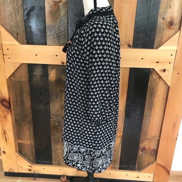 ROXY peasant style dress with mixed pattern hem - Picture 6 of 10